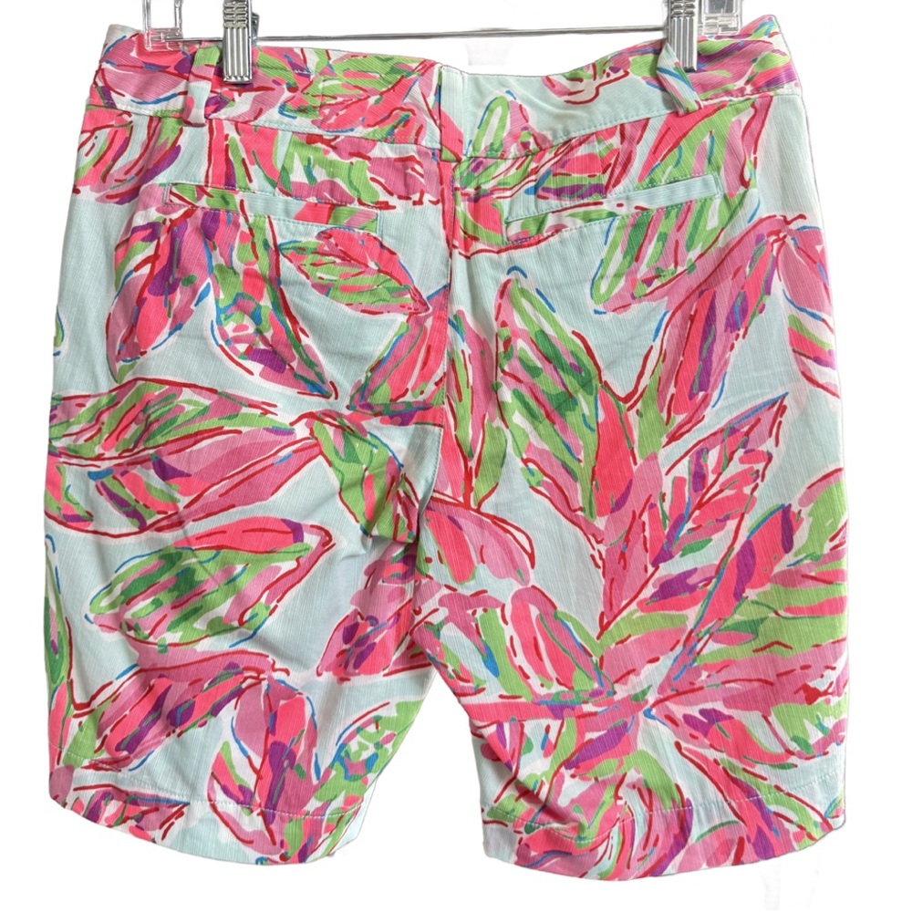 Lilly Pulitzer Tropical Shorts Size 8